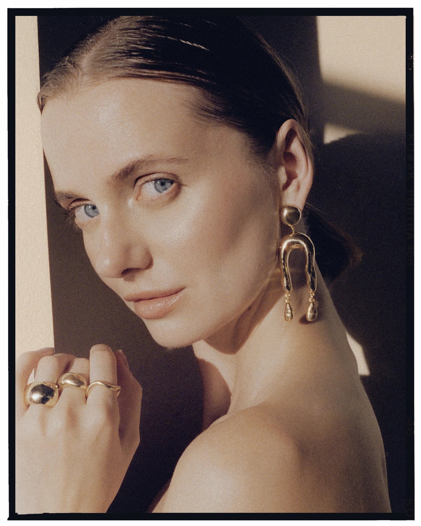 Ateliēr Gold Earrings